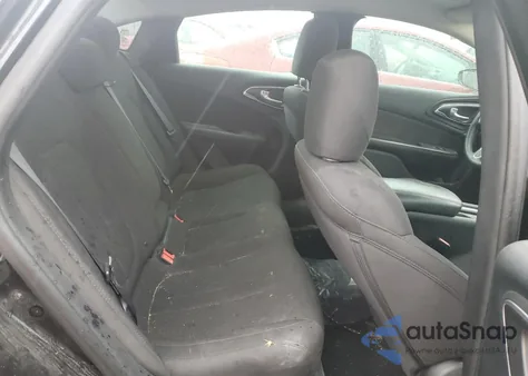 2015 Chrysler 200 Limited из США, поврежденный, VIN 1C3CCCAB7FN737993